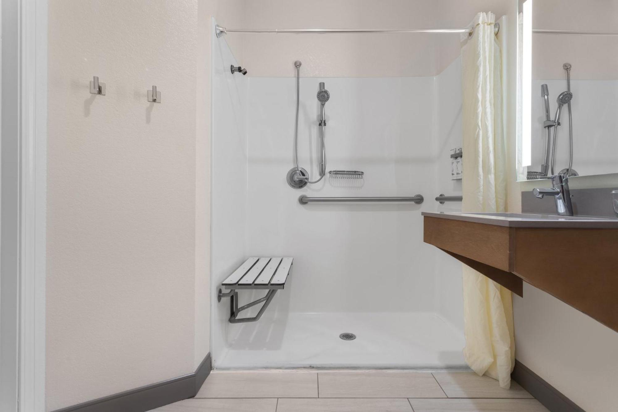 Candlewood Suites La Crosse By Ihg Eksteriør billede
